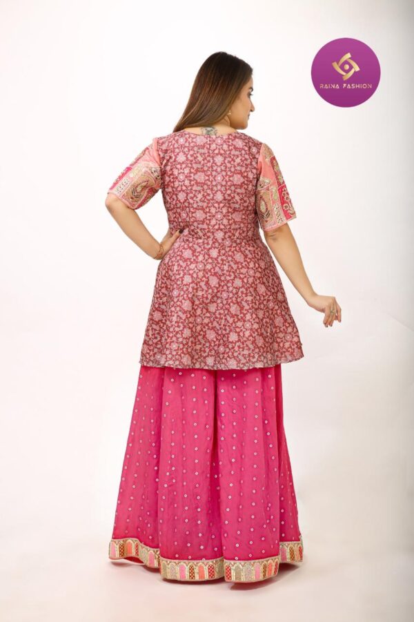 🌸 Rose Printed Peplum Kurta with Mirror Lace Detailing - Image 3