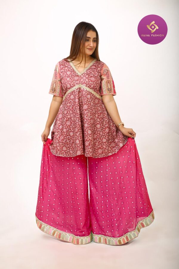 🌸 Rose Printed Peplum Kurta with Mirror Lace Detailing - Image 5